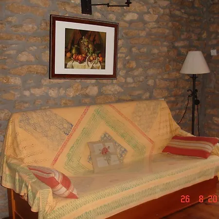 科隆布雷斯艾丽娅度假屋 *