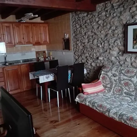 科隆布雷斯艾丽娅度假屋 *